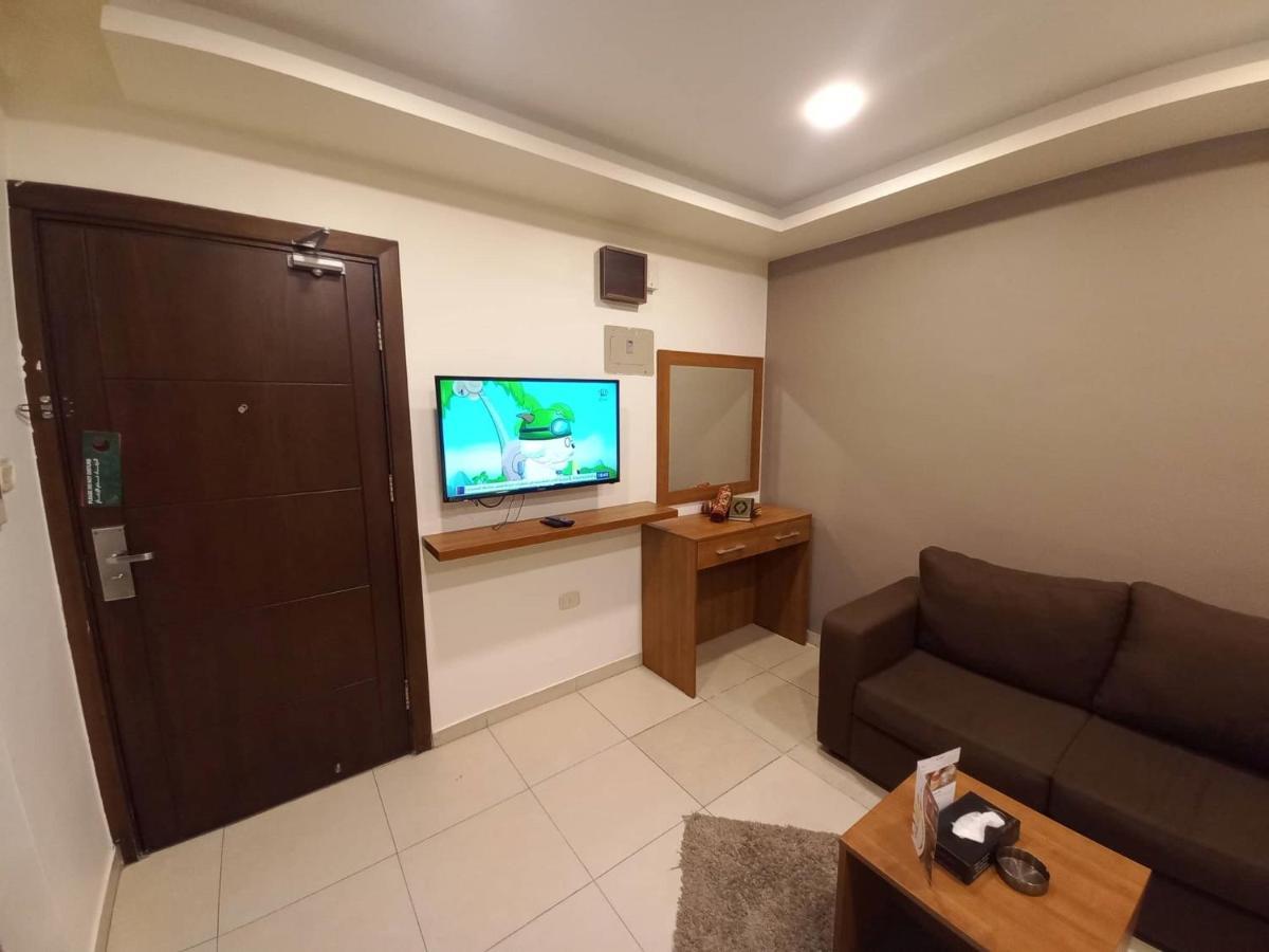 Lujain Hotel فندق النور واللجين Амман Экстерьер фото