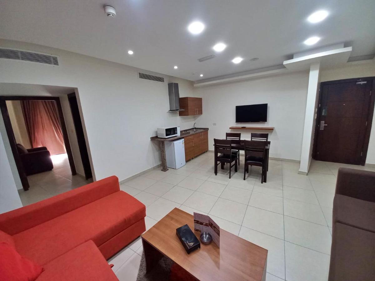 Lujain Hotel فندق النور واللجين Амман Экстерьер фото