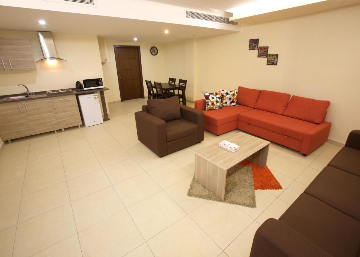 Lujain Hotel فندق النور واللجين Амман Экстерьер фото