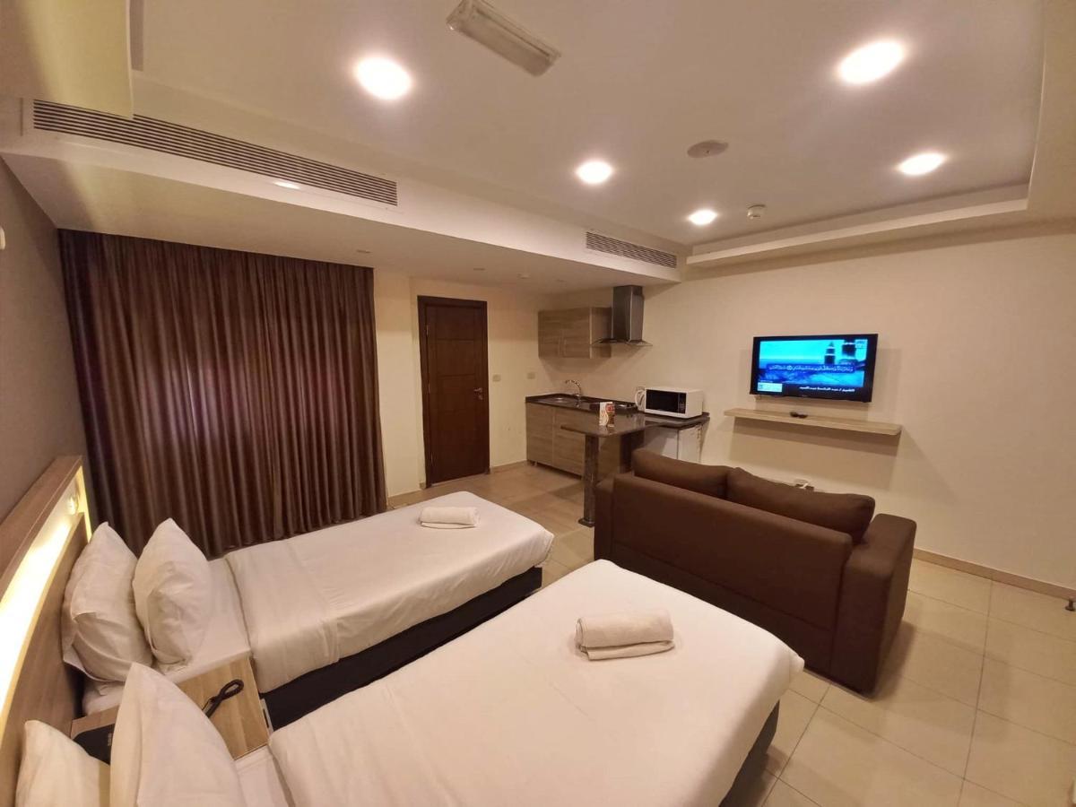 Lujain Hotel فندق النور واللجين Амман Экстерьер фото